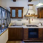 Palazzo Rossi, Historic Boutique In Marche Lejlighed *