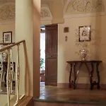 Palazzo Rossi, Historic Boutique In Marche Apartamento