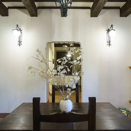 Palazzo Rossi, Historic In Marche