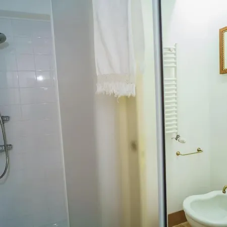 Palazzo Rossi, Historic Boutique In Marche *