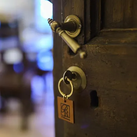 Palazzo Rossi, Historic Boutique In Marche * Sarnano