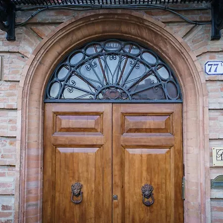 Palazzo Rossi, Historic In Marche Apartment *