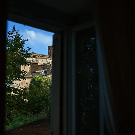 Palazzo Rossi, Historic In Marche