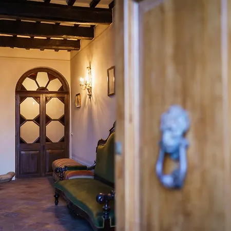 Palazzo Rossi, Historic In Marche *