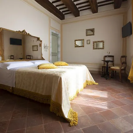 Palazzo Rossi, Historic In Marche