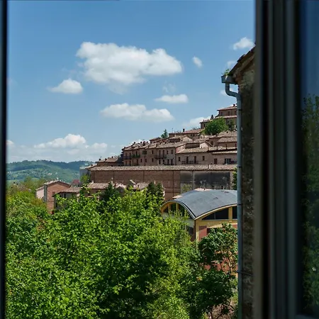Lägenhet Palazzo Rossi, Historic Boutique In Marche