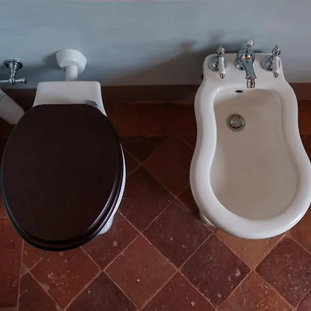 Palazzo Rossi, Historic Boutique In Marche