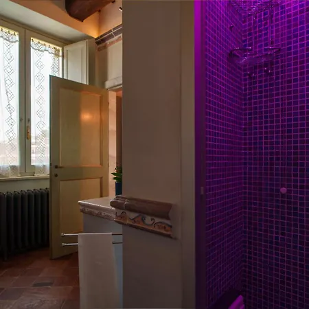 Palazzo Rossi, Historic Boutique In Marche Lägenhet *