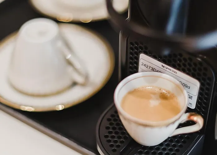 Palazzo Rossi, Historic Boutique In Marche Apartment *